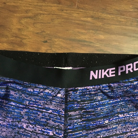 Nike Pro juniors size medium workout leggings - Picture 7 of 10
